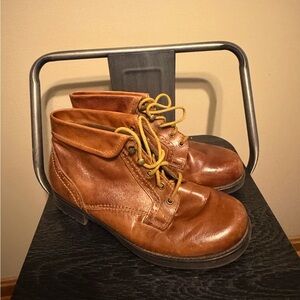 Earth Shoes Brown Leather Lace-Up Ankle Boots Size 7.5 Comfort Walking